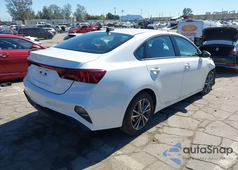 2024 Kia Forte Lxs из США, поврежденный, VIN 3KPF24AD1RE803059